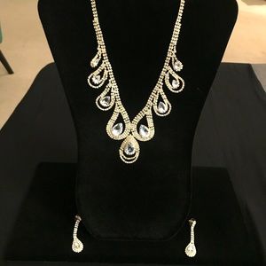 Women’s After 5 Necklace